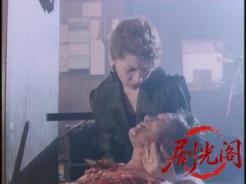 (剧光阁发布)マニラ・エマニエル夫人 危険な楽園.mkv_20260322_215818.825.jpg