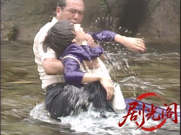 (剧光阁发布)尼さん探偵名推理3.mkv_20260620_111800.275.jpg