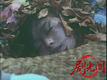 地方紙を買う女1982.mkv_20260622_113917.774.jpg