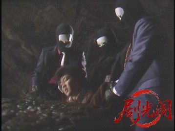 悪女の季節・華麗な変身をとげた白い肌の完全犯罪!1990.mkv_20260627_140222.599.jpg