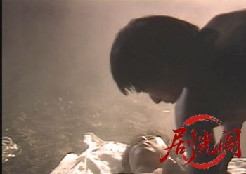 破れた靴下をはく女1984.mkv_20260701_121901.243.jpg