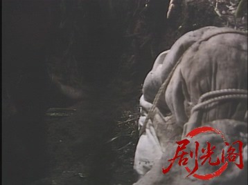 破れた靴下をはく女1984.mkv_20260701_121846.148.jpg