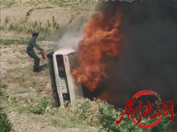 雨の日の訪問者1986.mkv_20260701_123444.217.jpg